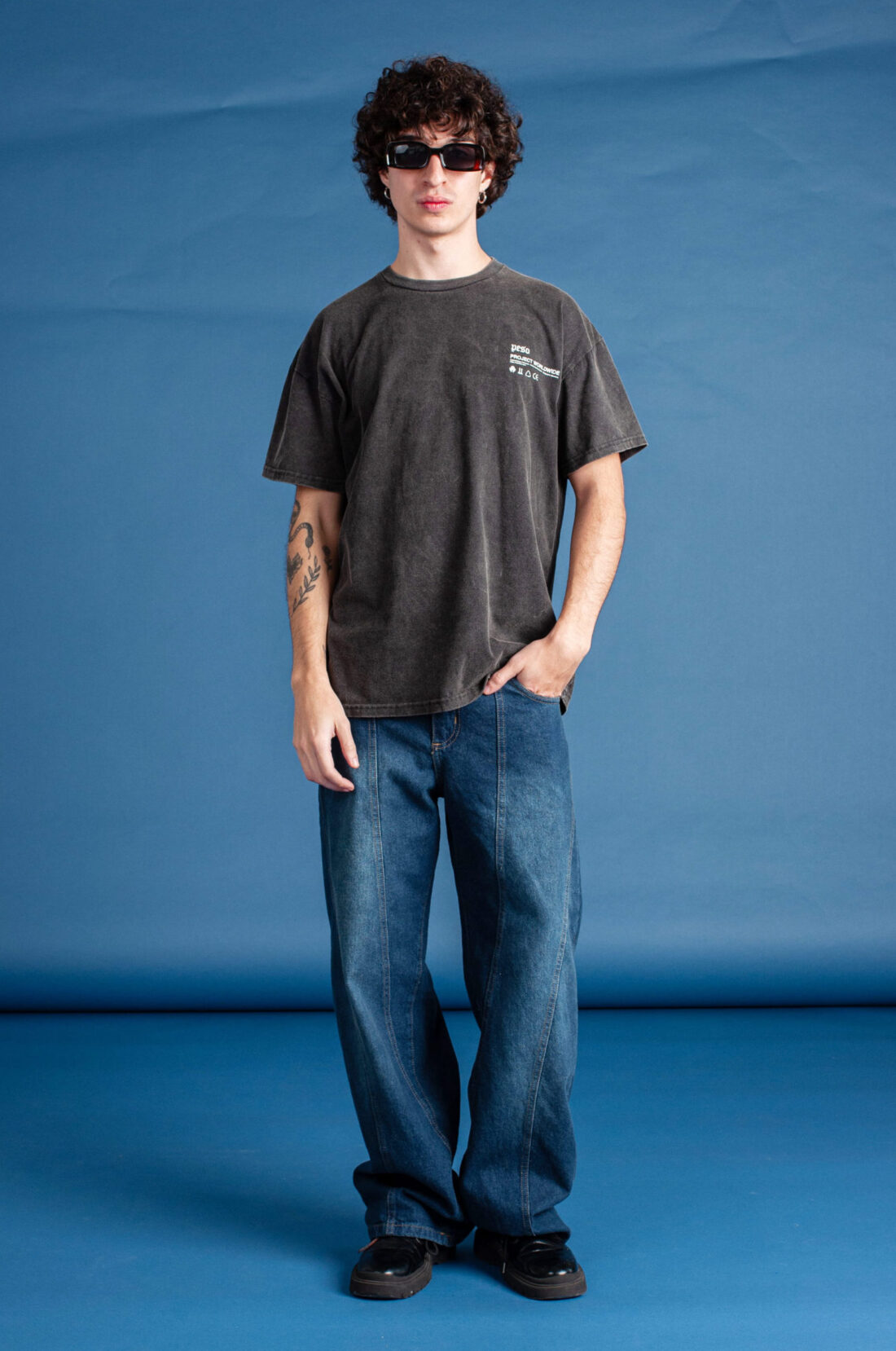[21193] skater baggy azul recortes
